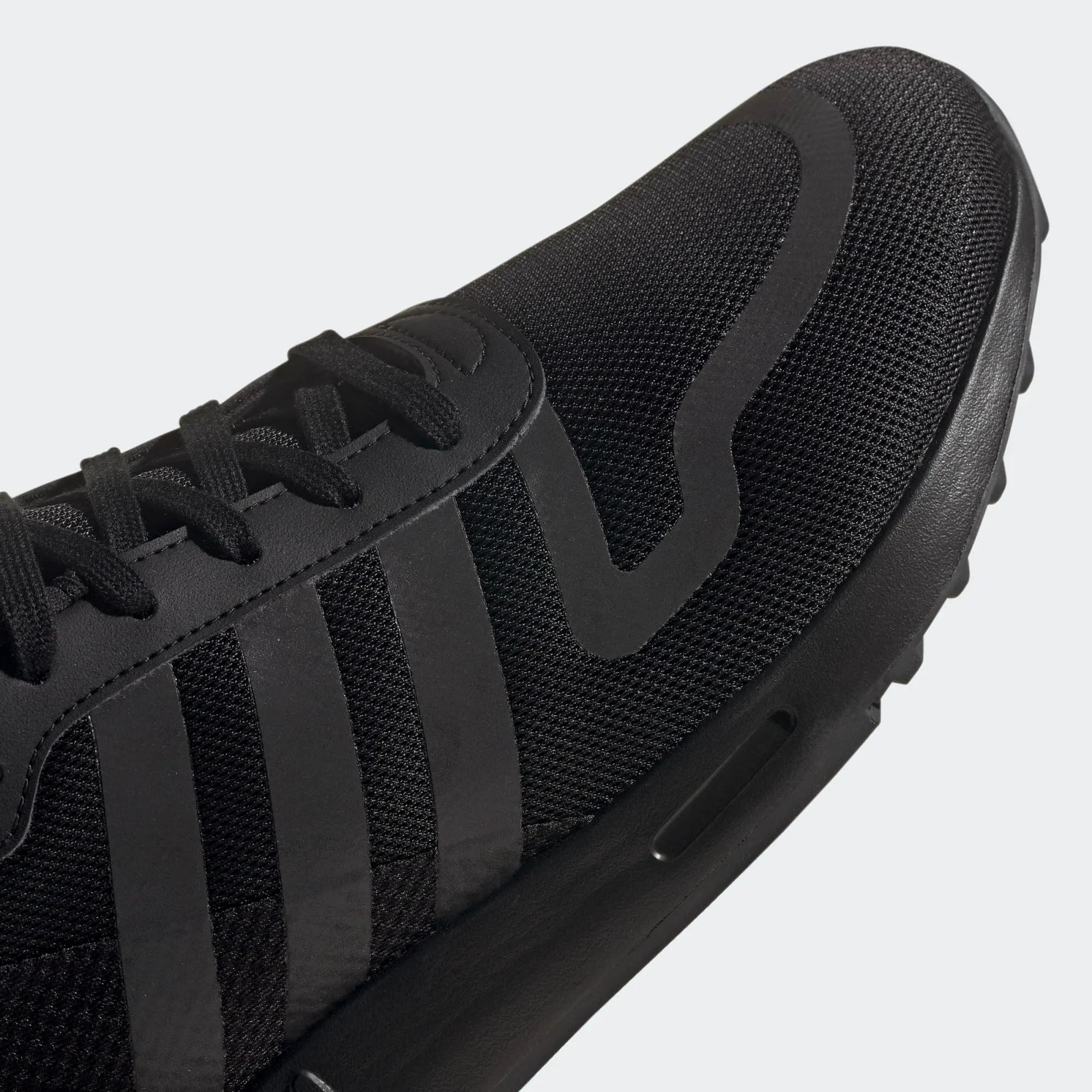 Adidas Men's Multix Shoes - Core Black / Carbon