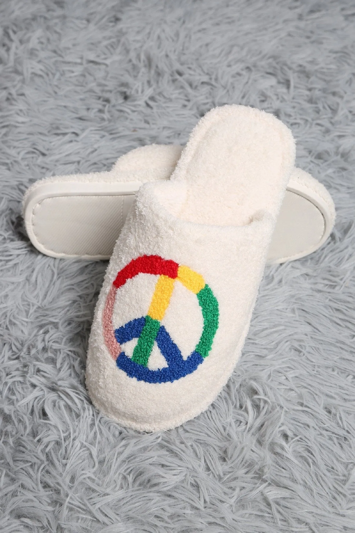 JCL4204-08 Super Lux Rainbow Peace Sign Slippers