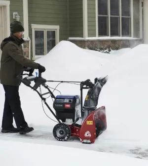 Toro 39914 SnowBlower